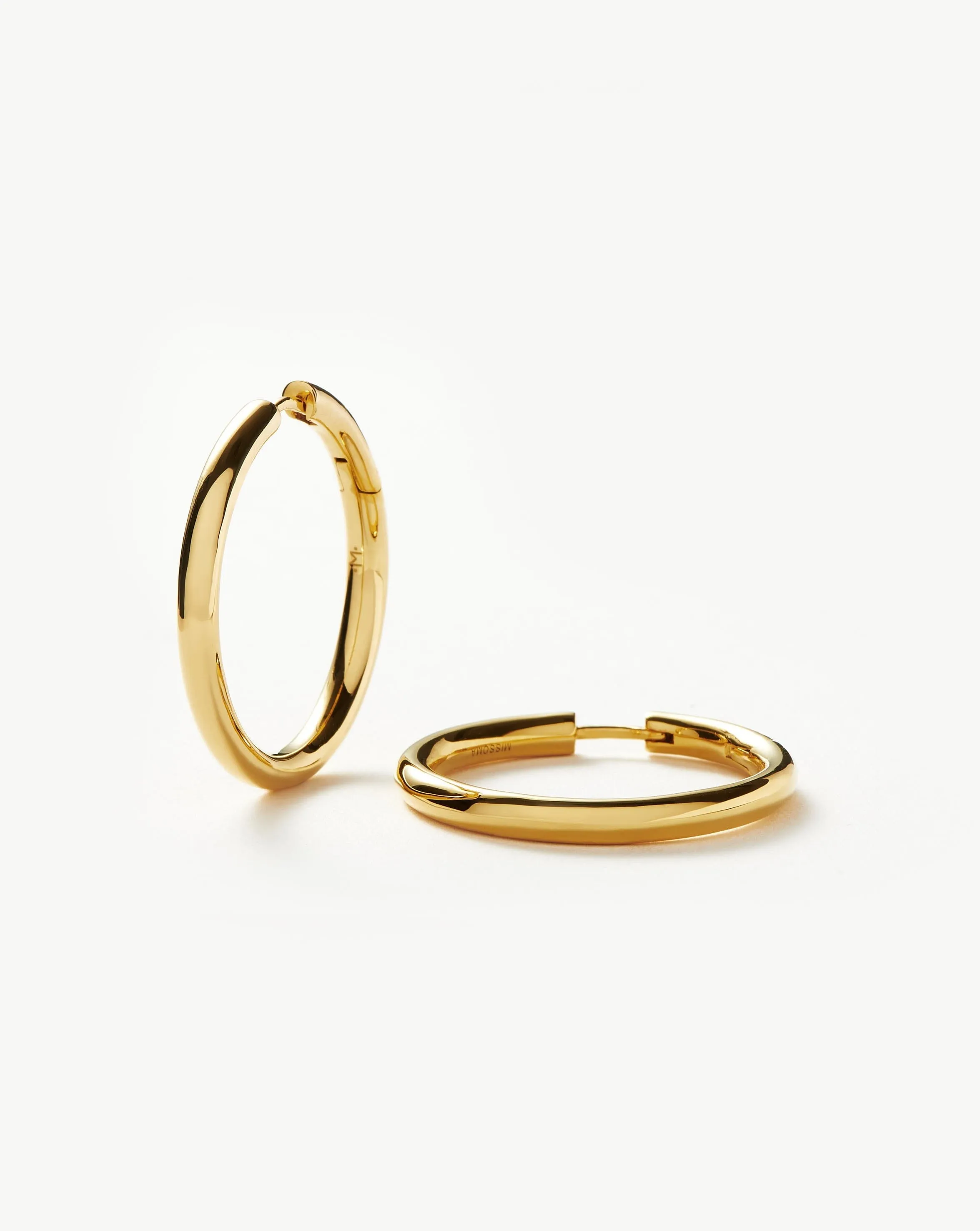 Classic Tunnel Medium Hoop Earrings | 18ct Gold Plated